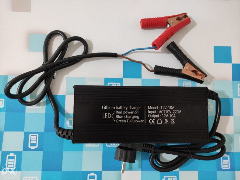 Punjac 12V 10A za suhe gel akumulatore