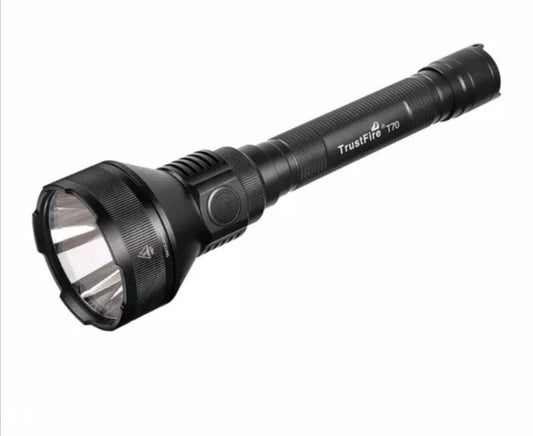 Lampa TrustFire T70 magnetni nosa?